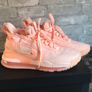 Air Jordan Jumpman basketball sneaker. New, Retro